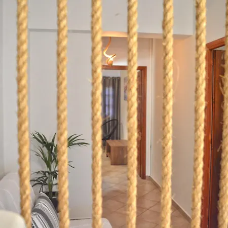 Thalassini Avra Azolimnos