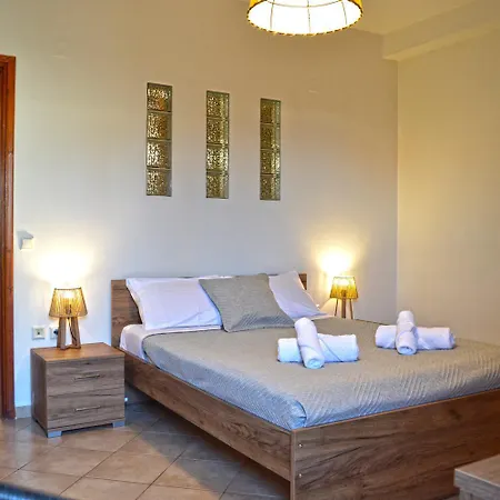 Thalassini Avra Azolimnos