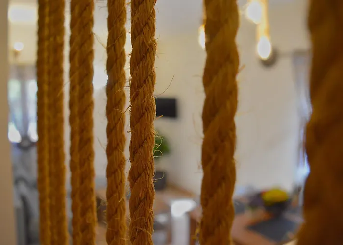 Thalassini Avra * אזולימנוס